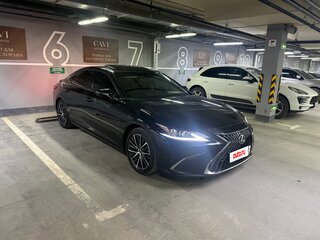 2022 Lexus ES 260 VII Рестайлинг, чёрный, 5500000 рублей, вид 2