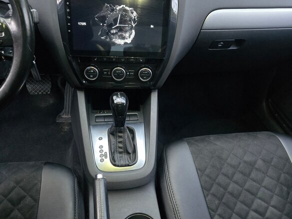 2013 Volkswagen Jetta VI, белый - вид 6