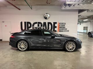 2020 Porsche Panamera 4 E-Hybrid II, серый, 9650000 рублей, вид 4