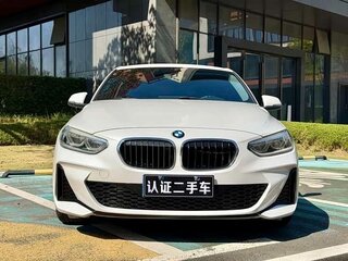 2022 BMW 1 серии 120i III (F52) Рестайлинг, белый, 1850213 рублей, вид 2