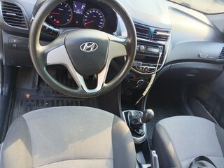 2014 Hyundai Solaris I Рестайлинг, белый, 800000 рублей, вид 5