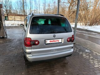 2008 Volkswagen Sharan I Рестайлинг 2, серебристый, 750000 рублей, вид 4