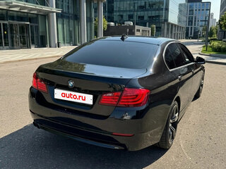 2013 BMW 5 серии 520i VI (F10/F11/F07), чёрный, 1550000 рублей, вид 3