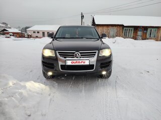 2008 Volkswagen Touareg I Рестайлинг, коричневый, 1170000 рублей, вид 1