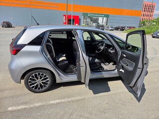 2021 Honda Fit IV, серый, 1400000 рублей, вид 4