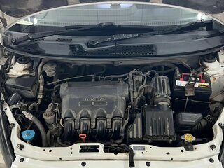 2006 Honda Fit I, белый, 380000 рублей, вид 2