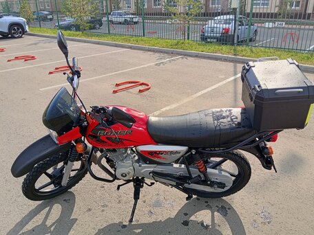 2023 Bajaj Boxer BM 125, красный, 69990 рублей, вид 4