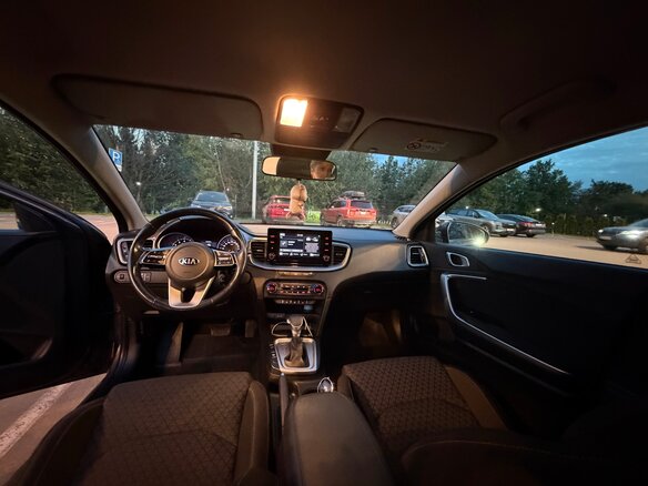 2020 Kia Ceed III, коричневый, 1810000 рублей - вид 6