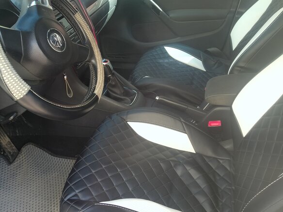 2011 Volkswagen Golf VI, белый, 650001 рублей - вид 8