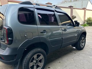 2014 Chevrolet Niva I Рестайлинг, серый, 650000 рублей, вид 4