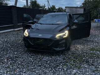 2020 Ford Focus IV, чёрный, 1500000 рублей, вид 3