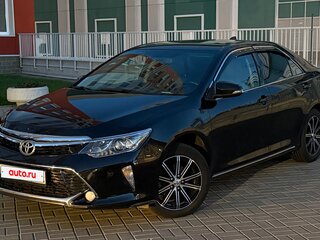 2013 Toyota Camry VII (XV50), чёрный, 1630000 рублей, вид 2