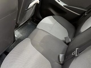2012 Hyundai Solaris I, серый, 950000 рублей, вид 5