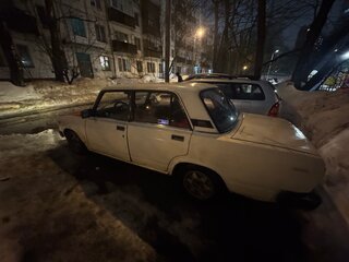 1988 Lada (ВАЗ) 2105 4-speed, белый, 115000 рублей, вид 5