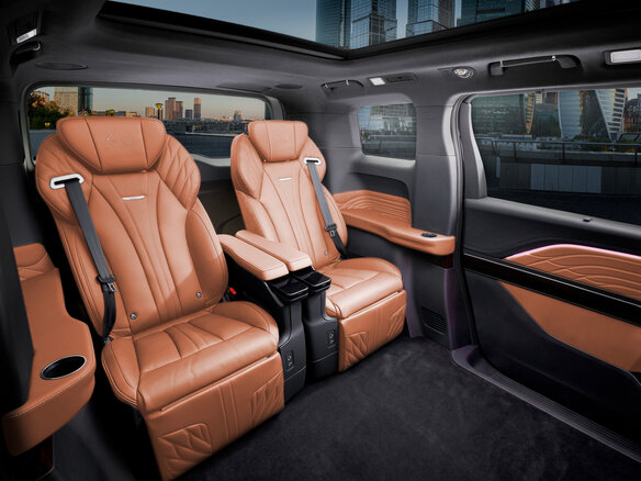 2026 Hongqi HQ9, чёрный, 11745000 рублей - вид 1