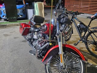 2013 Harley-Davidson Heritage, красный, 1200000 рублей, вид 2