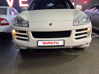 2007 Porsche Cayenne S I Рестайлинг (957), белый, 1350000 рублей, вид 2