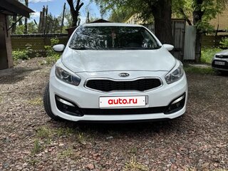 2015 Kia Ceed II Рестайлинг, белый, 1200000 рублей, вид 2