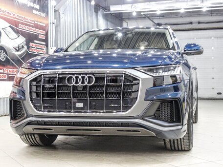 2018 Audi Q8 55 TFSI I (4M), синий, 5500000 рублей, вид 4