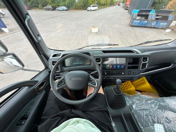 2026 Isuzu Elf (N-series), белый, 5190000 рублей - вид 8