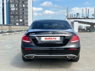 2016 Mercedes-Benz E-Класс 200 V (W213, S213, C238), чёрный, 2169000 рублей, вид 4