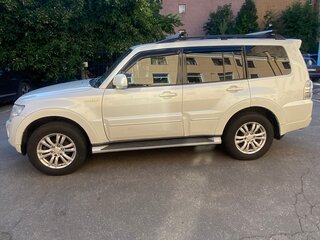 2013 Mitsubishi Pajero IV Рестайлинг 1, белый, 2150000 рублей, вид 4