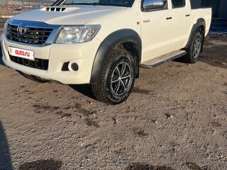 2013 Toyota Hilux VII Рестайлинг, белый, 1930000 рублей, вид 1