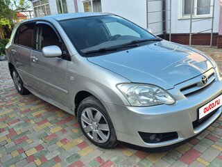 2006 Toyota Corolla IX (E120, E130) Рестайлинг, серебристый, 790000 рублей, вид 3