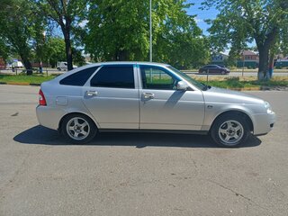 2013 Lada (ВАЗ) Priora I Рестайлинг, серебристый, 480000 рублей, вид 2