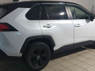 2020 Toyota RAV4 V (XA50), белый, 3100000 рублей, вид 1