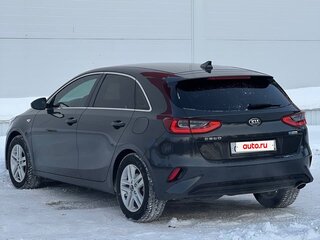 2021 Kia Ceed III, серый, 1830000 рублей, вид 5