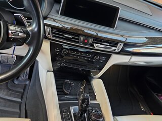 2016 BMW X6 40d II (F16), чёрный, 4500000 рублей, вид 2