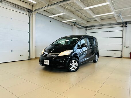Honda Freed I Рестайлинг