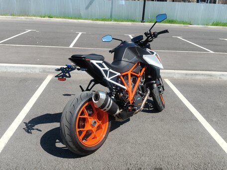 2018 KTM 1290 Super Duke R, оранжевый, 1120000 рублей, вид 3
