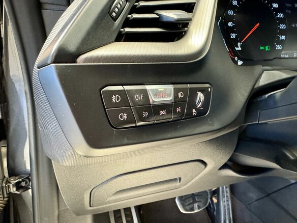 2020 BMW 2 серии Gran Coupe 218i F44, серый, 2650000 рублей - вид 15