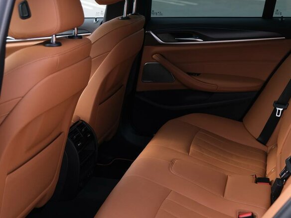 2021 BMW 5 серии 530e VII (G30/G31/G38) Рестайлинг, серый, 3750000 рублей - вид 21