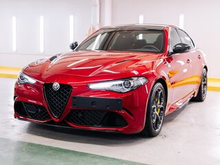 2022 Alfa Romeo Giulia Quadrifoglio II (952) Рестайлинг, красный, 9000000 рублей, вид 1
