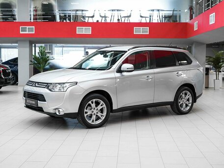 Mitsubishi Outlander III