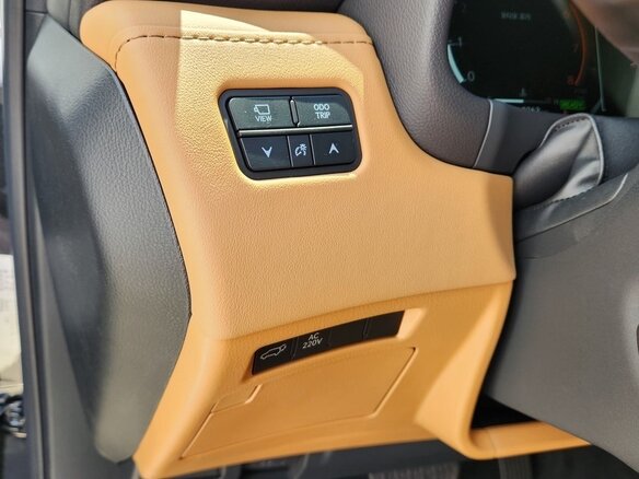 2026 Lexus LX 700h IV, чёрный, 21988005 рублей - вид 11