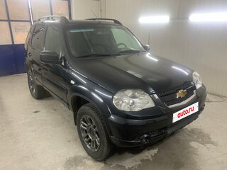 2012 Chevrolet Niva I Рестайлинг, чёрный, 580000 рублей, вид 1