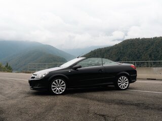 2007 Opel Astra H Рестайлинг, чёрный, 949000 рублей, вид 2