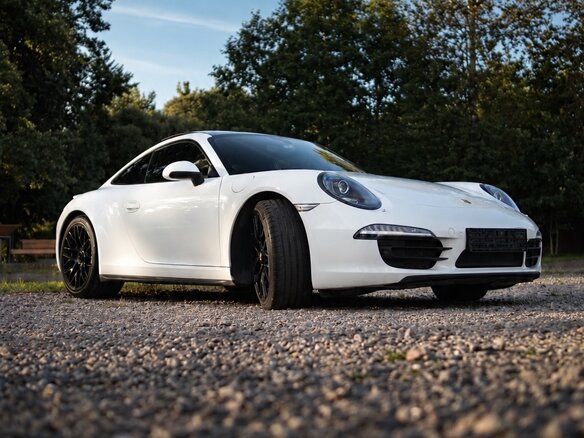 2013 Porsche 911 Carrera 4 VII (991), белый, 5890000 рублей