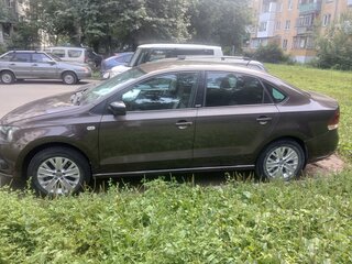 2014 Volkswagen Polo V, коричневый, 580000 рублей, вид 2