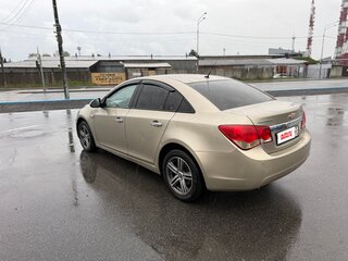 2011 Chevrolet Cruze I, бежевый, 270000 рублей, вид 5