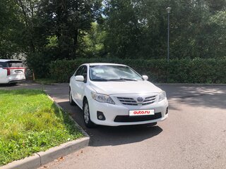 2010 Toyota Corolla X (E140, E150) Рестайлинг, белый, 900000 рублей, вид 2