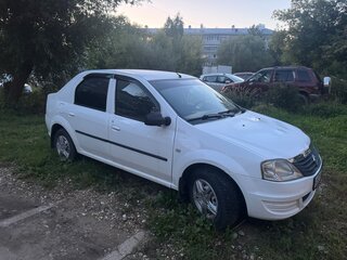 2013 Renault Logan I Рестайлинг, белый, 350000 рублей, вид 2