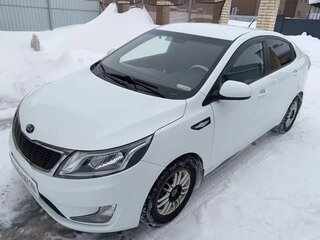 2014 Kia Rio 4-speed III, белый, 840000 рублей, вид 2
