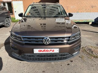 2019 Volkswagen Tiguan II, коричневый, 2889000 рублей, вид 1