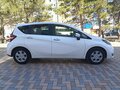 2017 Nissan Note II Рестайлинг, белый, 880000 рублей - вид 2