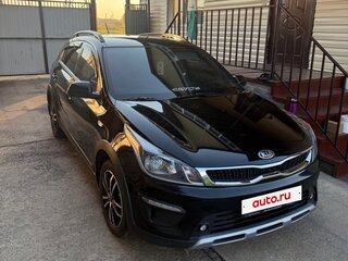 2020 Kia Rio X-Line IV, чёрный, 1375000 рублей, вид 3